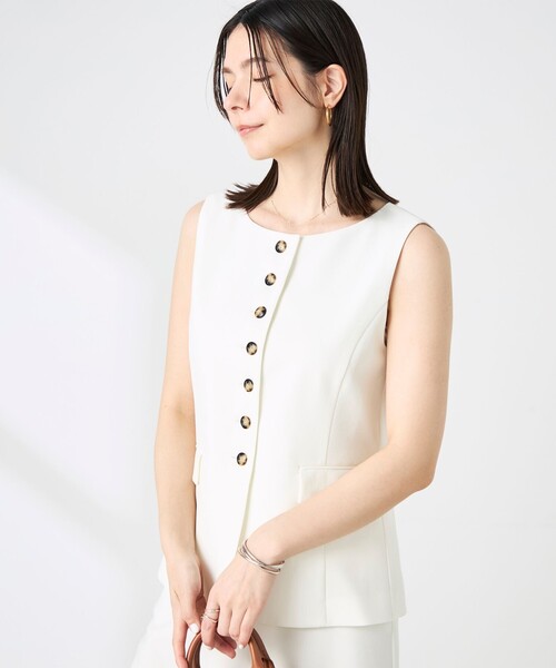 NOLLEY’S Sophi(ノーリーズソフィ)の「《セットアップ対応》ウォッシャブルドライシャンタンジレ(ベスト・レディース・ベージュ/オフホワイト・38)」の3枚目の写真