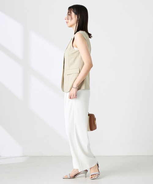 NOLLEY’S Sophi(ノーリーズソフィ)の「《セットアップ対応》ウォッシャブルドライシャンタンジレ(ベスト・レディース・ベージュ/オフホワイト・38)」の8枚目の写真