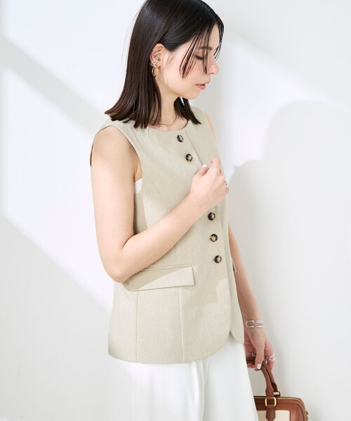 NOLLEY’S Sophi(ノーリーズソフィ)の「《セットアップ対応》ウォッシャブルドライシャンタンジレ(ベスト・レディース・ベージュ/オフホワイト・38)」の19枚目の写真