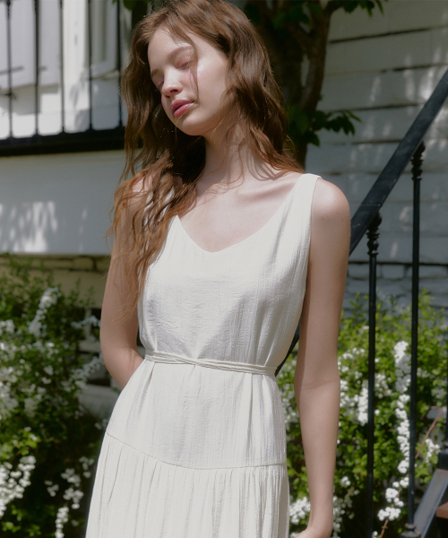 MICANE（ミケーネ）の「ビレルカンカンロングドレス（ワンピース・レディース・クリーム・SMALL/MEDIUM/LARGE/X-LARGE/XX-LARGE）」の8枚目の写真