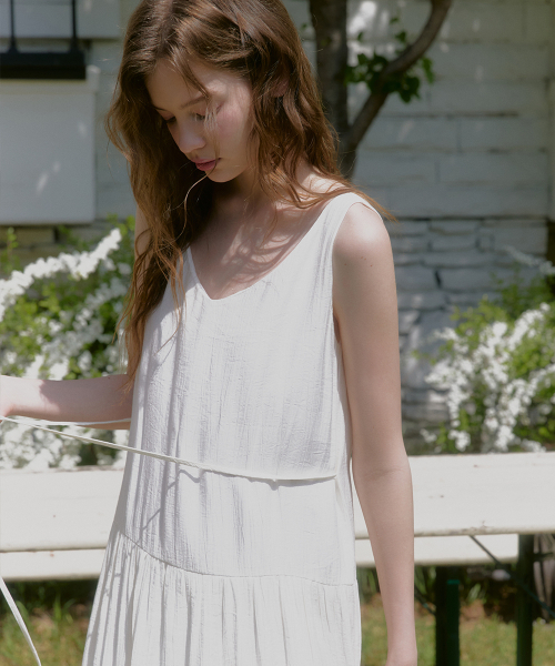 MICANE（ミケーネ）の「ビレルカンカンロングドレス（ワンピース・レディース・クリーム・SMALL/MEDIUM/LARGE/X-LARGE/XX-LARGE）」の7枚目の写真