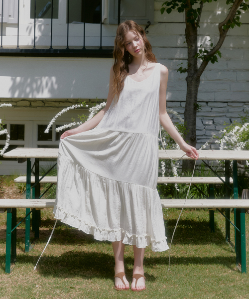 MICANE（ミケーネ）の「ビレルカンカンロングドレス（ワンピース・レディース・クリーム・SMALL/MEDIUM/LARGE/X-LARGE/XX-LARGE）」の6枚目の写真