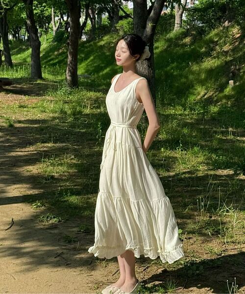 MICANE（ミケーネ）の「ビレルカンカンロングドレス（ワンピース・レディース・クリーム・SMALL/MEDIUM/LARGE/X-LARGE/XX-LARGE）」の2枚目の写真