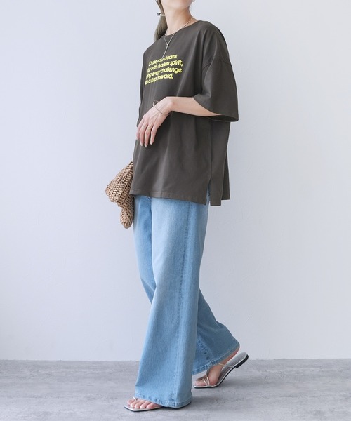 reca（レカ）の「配色フロッキーロゴプリントBIGTシャツ（Tシャツ/カットソー・レディース・オフホワイト/チャコールグレー/オートミール/ブルー系その他・FREE）」の12枚目の写真
