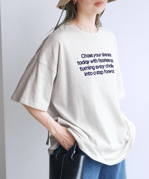 reca（レカ）の「配色フロッキーロゴプリントBIGTシャツ（Tシャツ/カットソー・レディース・オフホワイト/チャコールグレー/オートミール/ブルー系その他・FREE）」の13枚目の写真
