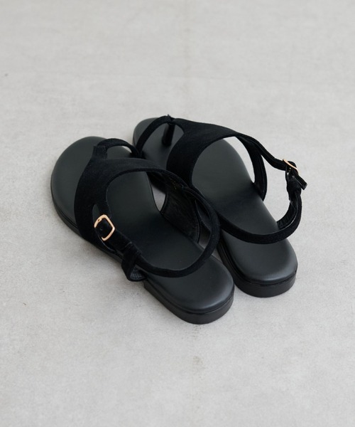 LARUTA(ラルータ)の「【LARUTA】フラットスエードサンダル(サンダル・レディース・ベージュ/ブラック・LARGE/MEDIUM)」の11枚目の写真