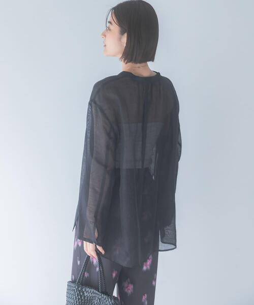URBAN RESEARCH ROSSO WOMEN（アーバンリサーチ　ロッソ）の「リネンシアーカールマイヤーブラウス（シャツ/ブラウス・レディース・ブラック/グリーン/ホワイト・FREE）」の16枚目の写真