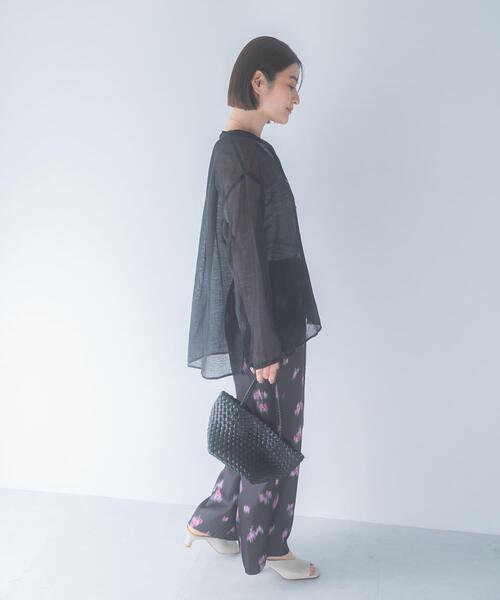 URBAN RESEARCH ROSSO WOMEN（アーバンリサーチ　ロッソ）の「リネンシアーカールマイヤーブラウス（シャツ/ブラウス・レディース・ブラック/グリーン/ホワイト・FREE）」の18枚目の写真