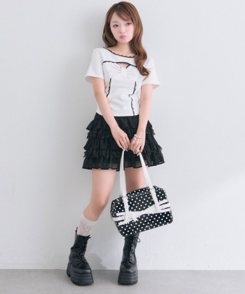 OLIVE des OLIVE（オリーブデオリーブ）の「デコルテ開きリボントップス（Tシャツ/カットソー・レディース・ベージュ/ブラック/オフホワイト・FREE）」の15枚目の写真