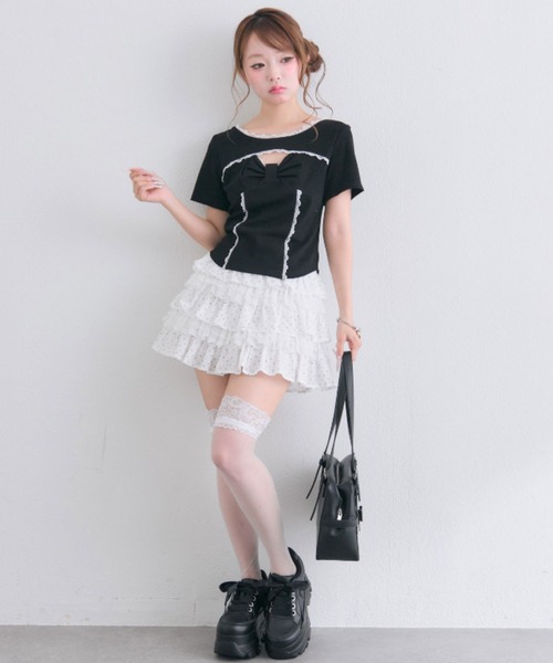 OLIVE des OLIVE（オリーブデオリーブ）の「デコルテ開きリボントップス（Tシャツ/カットソー・レディース・ベージュ/ブラック/オフホワイト・FREE）」の21枚目の写真