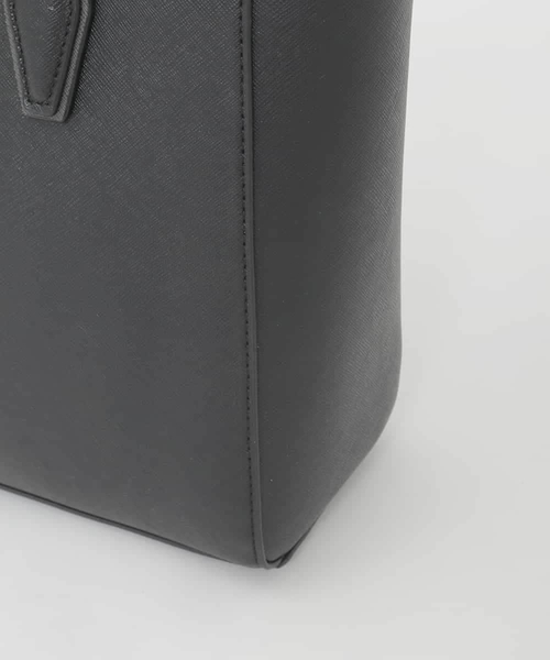 MK MICHEL KLEIN（エムケーミッシェルクラン）の「[2WAY/A4収納可]合成皮革エンボスビジネストート（トートバッグ・レディース・ブラック/グレー/ダークインディゴブルー・00）」の10枚目の写真