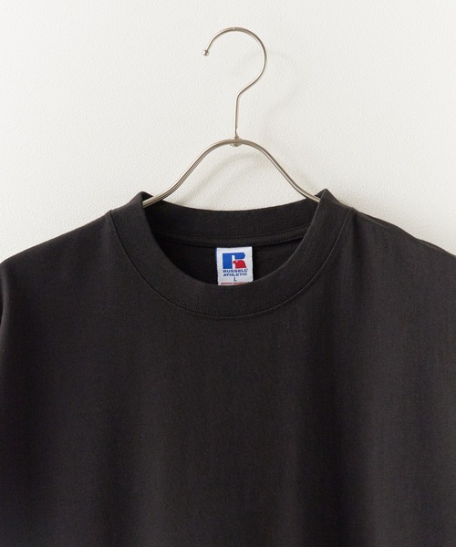 Russell Athletic(ラッセルアスレティック)の「RUSSELL ATHLETIC / ラッセルアスレティック Campus Jersey Solid T キャンパス ジャージー ソリッド Tシャツ 半袖 無地 ワンポイント ブランドロゴ 秋 秋服 2026年秋冬(Tシャツ/カットソー・メンズ・ホワイト/ブラック/グレー・M/L/XL)」の9枚目の写真