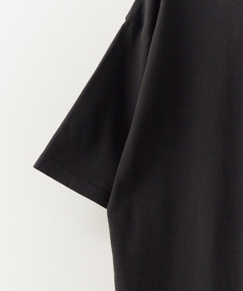 Russell Athletic(ラッセルアスレティック)の「RUSSELL ATHLETIC / ラッセルアスレティック Campus Jersey Solid T キャンパス ジャージー ソリッド Tシャツ 半袖 無地 ワンポイント ブランドロゴ 秋 秋服 2026年秋冬(Tシャツ/カットソー・メンズ・ホワイト/ブラック/グレー・M/L/XL)」の8枚目の写真