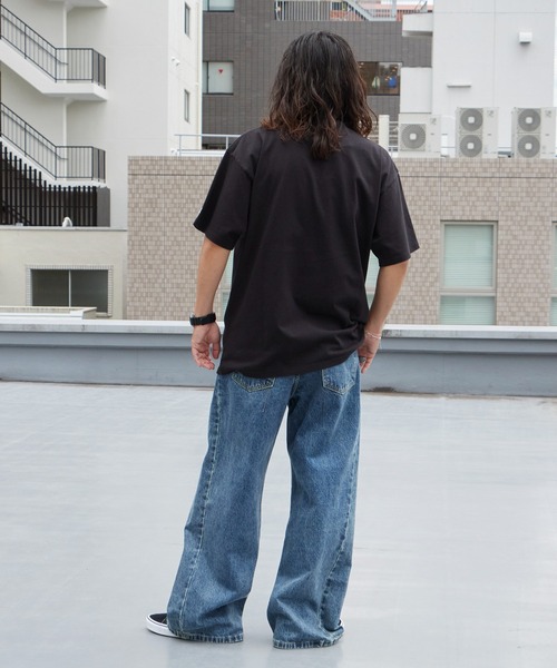 Russell Athletic(ラッセルアスレティック)の「RUSSELL ATHLETIC / ラッセルアスレティック Campus Jersey Solid T キャンパス ジャージー ソリッド Tシャツ 半袖 無地 ワンポイント ブランドロゴ 秋 秋服 2026年秋冬(Tシャツ/カットソー・メンズ・ホワイト/ブラック/グレー・M/L/XL)」の16枚目の写真