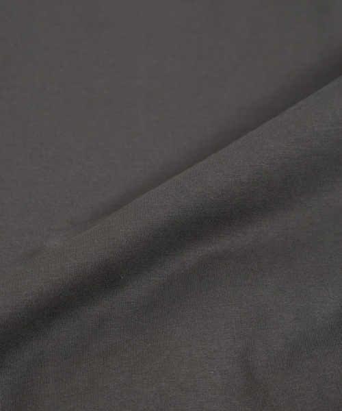 BABYLONE(バビロン)の「ワイドスリーブクルーネックプルオーバー(Tシャツ/カットソー・レディース・カーキ/ホワイト/チャコール・フリー)」の9枚目の写真
