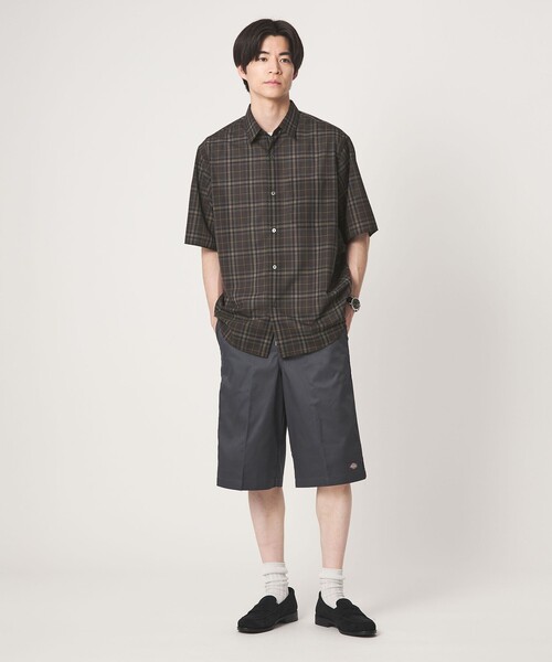 green label relaxing(グリーンレーベルリラクシング)の「ウォッシャブル TW サイロ ジャストルーズ チェック柄 半袖 シャツ -通気性・接触冷感-(シャツ/ブラウス・メンズ・ダークグリーン/ダークブラウン/グレー系・M/S/L/XL)」の11枚目の写真