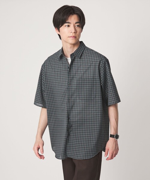 green label relaxing(グリーンレーベルリラクシング)の「ウォッシャブル TW サイロ ジャストルーズ チェック柄 半袖 シャツ -通気性・接触冷感-(シャツ/ブラウス・メンズ・ダークグリーン/ダークブラウン/グレー系・M/S/L/XL)」の12枚目の写真