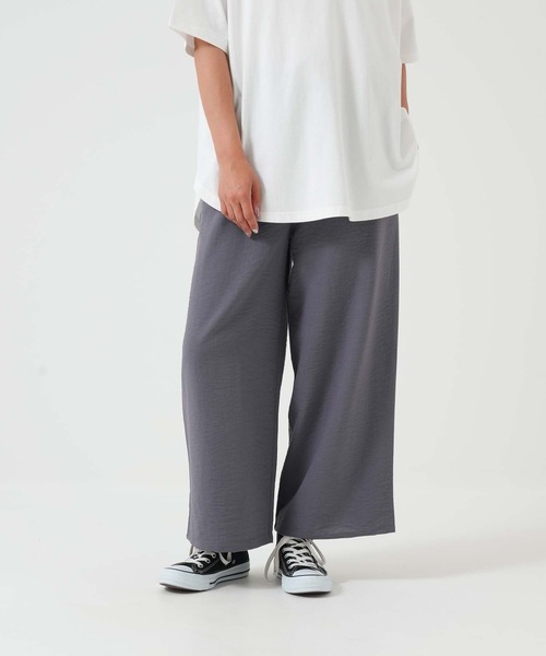 HEART MARKET(ハートマーケット)の「やわらかスラブウェストギャザーワイドパンツ(その他パンツ・レディース・カーキ/ブラック/ナチュラル/チャコール/グレイッシュベージュ・LARGE/MEDIUM)」の2枚目の写真