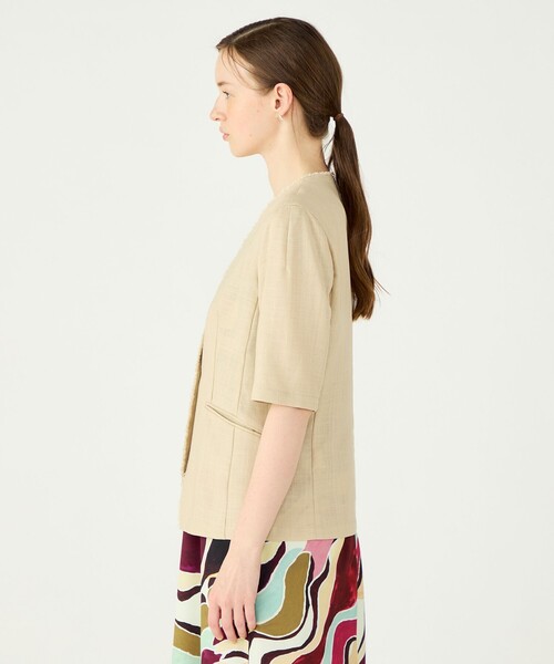 BALLSEY(ボールジィ)の「ソフトブッチャー ハーフスリーブジャケット(ノーカラージャケット・レディース・ブラック/ベージュ・36)」の6枚目の写真