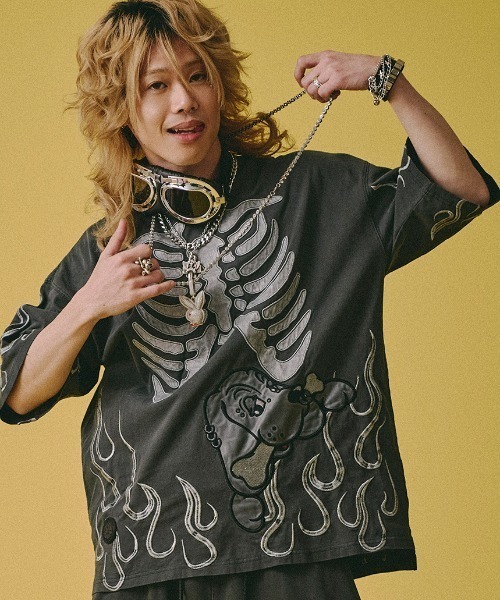 GALFY（ガルフィー）の「A'GEM/9 × .kom 『GALFY/ガルフィー』骨が見えしTシャツ（Tシャツ/カットソー・メンズ・ホワイト/ブラック・L）」の2枚目の写真