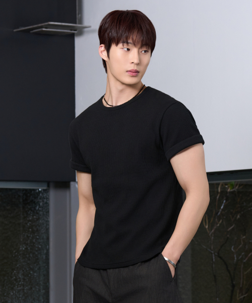 HYOJI（ヒョージ）の「26 SS セミクロップワッフルラウンド半袖Tシャツ (3カラー)（Tシャツ/カットソー・メンズ・ホワイト/ブラック/ミックスグレー・M/L）」の4枚目の写真