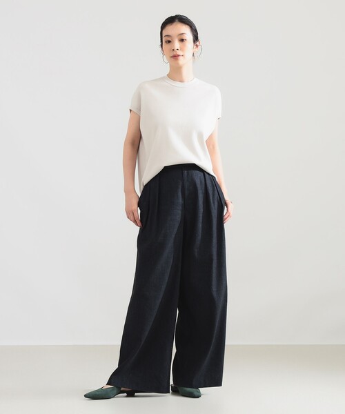 Demi-Luxe BEAMS(デミルクス ビームス)の「AK+1 / 総針 ノースリーブ フォルム プルオーバー(ニット/セーター・レディース・マスタード/ホワイト系その他6/チャコールグレー・ONE SIZE)」の4枚目の写真