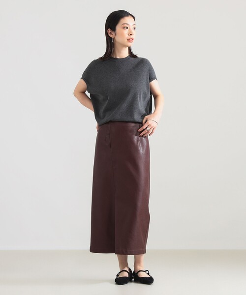 Demi-Luxe BEAMS(デミルクス ビームス)の「AK+1 / 総針 ノースリーブ フォルム プルオーバー(ニット/セーター・レディース・マスタード/ホワイト系その他6/チャコールグレー・ONE SIZE)」の8枚目の写真