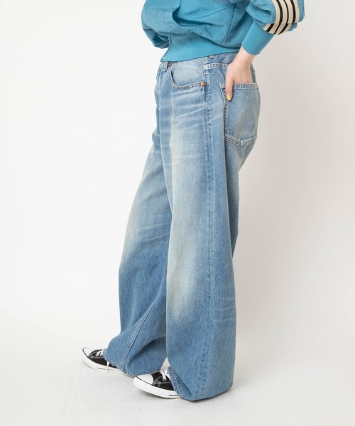 RNA(アールエヌエー)の「R4488 イージーBIGパンツ(デニムパンツ・レディース・ライトインディゴブルー・MEDIUM)」の3枚目の写真