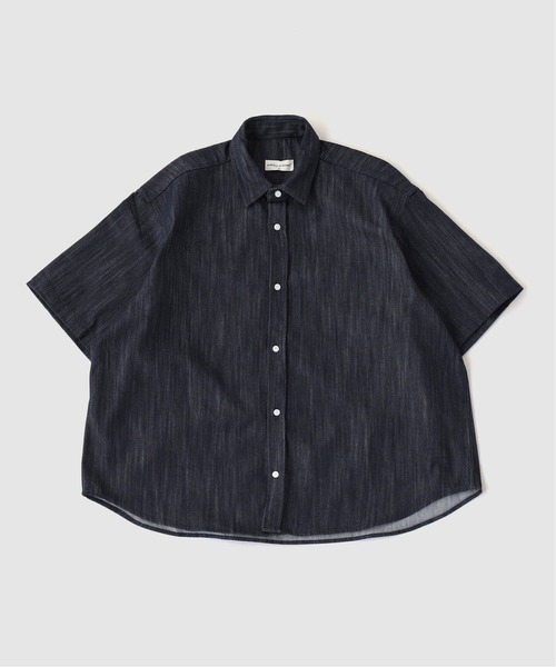 WISM(ウィズム)の「Estudio Niksen / エストゥディオ・ニクセン Shortsleeve Wide Shirt in(シャツ/ブラウス・メンズ・ネイビー・1/2)」の7枚目の写真