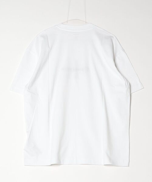 Calvin Klein(カルバン・クライン)の「Calvin Klein(カルバンクライン) A - MONOLOGO OVERSIZED TEE / モノロゴ オーバーサイズ Tシャツ(ユニセックス)(Tシャツ/カットソー・メンズ・ブラック/ホワイト・S/L/M)」の3枚目の写真