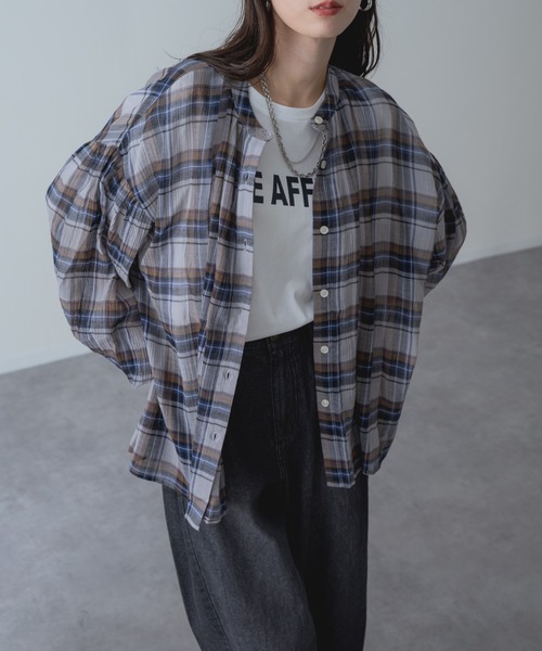 refinedworks(リファインドワークス)の「【refinedworks】袖まくりもサマになる! シアー チェック柄 バンドカラー ブラウス(シャツ/ブラウス・レディース・グレー/イエロー/ネイビー・FREE)」の8枚目の写真