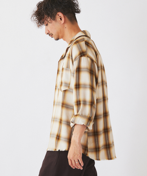 JOURNAL STANDARD relume(ジャーナルスタンダード レリューム)の「レーヨン アンカット フリンジ オンブレ チェックシャツ(シャツ/ブラウス・メンズ・アイボリー/ブラック/グリーン・MEDIUM/LARGE)」の8枚目の写真
