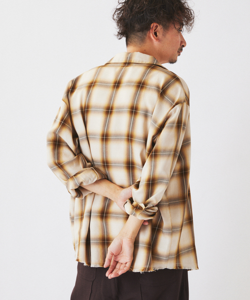 JOURNAL STANDARD relume(ジャーナルスタンダード レリューム)の「レーヨン アンカット フリンジ オンブレ チェックシャツ(シャツ/ブラウス・メンズ・アイボリー/ブラック/グリーン・MEDIUM/LARGE)」の10枚目の写真