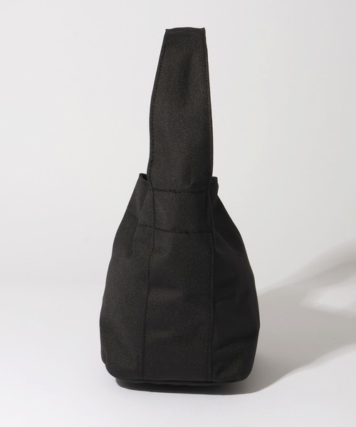 THE NORTH FACE(ザノースフェイス)の「【THE NORTH FACE/ザノースフェイス】WL TRIG BAG MINI / ハンドバッグ トリグバッグ ミニ(ハンドバッグ・レディース・ブラック・FREE)」の3枚目の写真