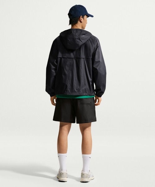 NIKE(ナイキ)の「NIKE ナイキ ナイキ WR LTWT UNLND フルジップ UV ジャケット(ナイロンジャケット・メンズ・ブラック/ライトベージュ・L/3L/LL/M/S)」の9枚目の写真