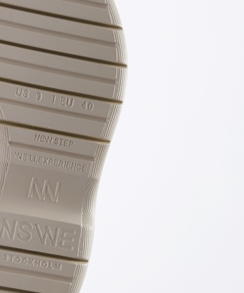 NSWE(ヌシェ)の「LAGOM チェルシーレインブーツ5CM (ポルスリングレー) -NSW201PF(レインシューズ・レディース・グレー系その他・6.5/6/9/8.5/7.5)」の6枚目の写真