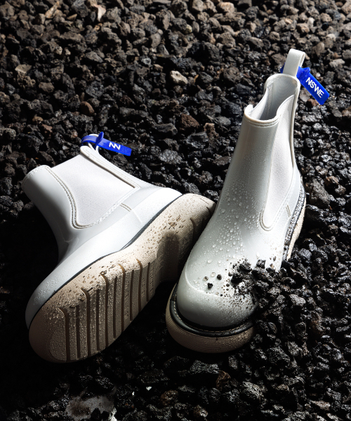 NSWE(ヌシェ)の「LAGOM チェルシーレインブーツ5CM (ポルスリングレー) -NSW201PF(レインシューズ・レディース・グレー系その他・6.5/6/9/8.5/7.5)」の8枚目の写真
