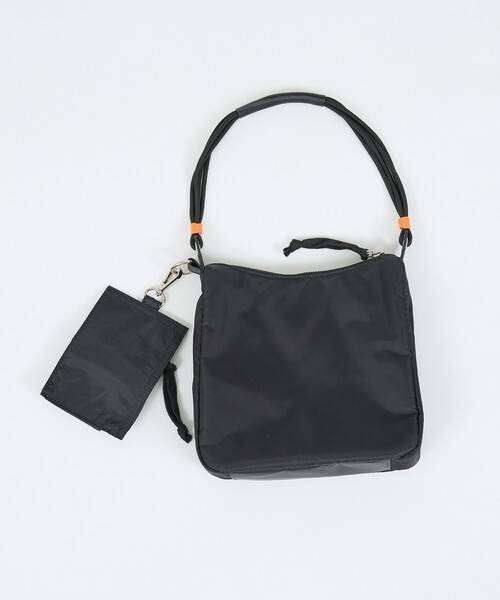 MIS(エムアイエス)の「【MIS / エムアイエス】ナイロンハンドバッグ / ユニセックス / MIS2625009(ハンドバッグ・メンズ・ブラック/カーキ・フリー)」の11枚目の写真