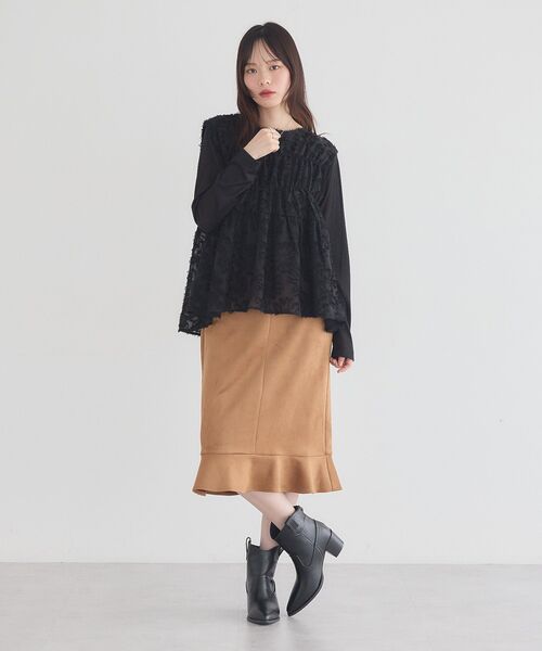earth music&ecology(アースミュージックアンドエコロジー)の「シアーラメカットプルオーバー(Tシャツ/カットソー・レディース・ブラック/ブラウン/シルバー・FREE)」の8枚目の写真