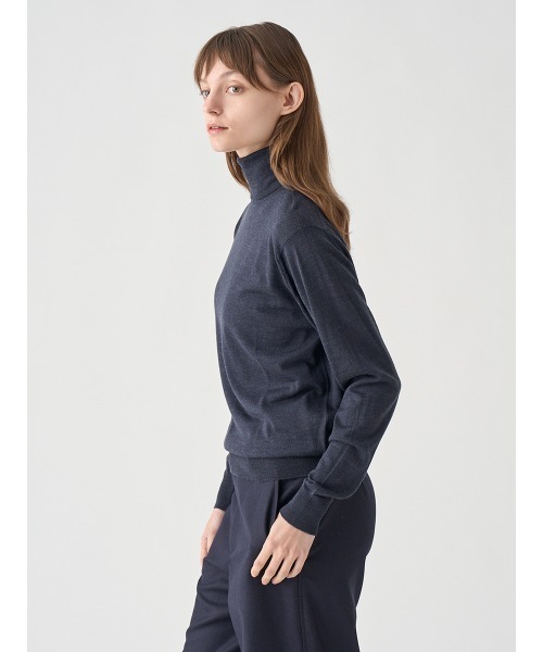 JOHN SMEDLEY(ジョンスメドレー)の「タートルネック長袖ニットプルオーバー(ニット/セーター・レディース・ダークグレー・S)」の5枚目の写真