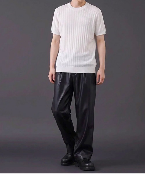 revertical(リバーティカル)の「リブ編み クルーネック 半袖サマーニットTシャツ(Tシャツ/カットソー・メンズ・ネイビー/ブラック/ホワイト/ライトブルー・MEDIUM/LARGE)」の9枚目の写真