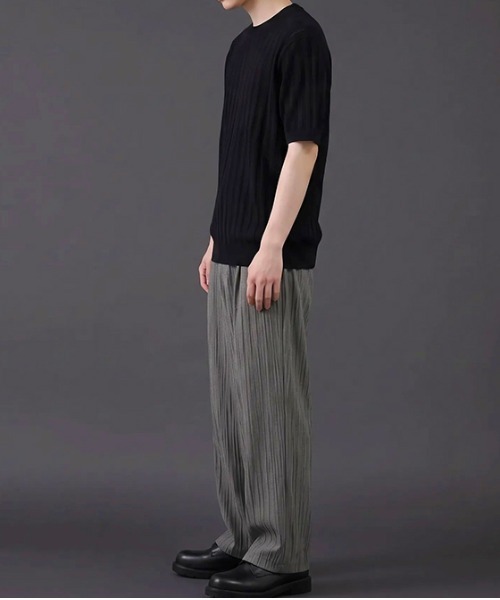 revertical(リバーティカル)の「リブ編み クルーネック 半袖サマーニットTシャツ(Tシャツ/カットソー・メンズ・ネイビー/ブラック/ホワイト/ライトブルー・MEDIUM/LARGE)」の14枚目の写真