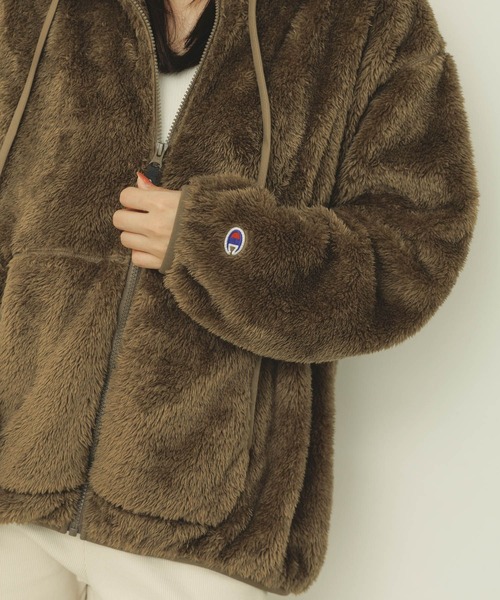 Champion(チャンピオン)の「【Champion(チャンピオン)】別注/シェルパフリースパーカー(その他アウター・レディース・ブラック/オフホワイト/ブラウン・FREE)」の9枚目の写真