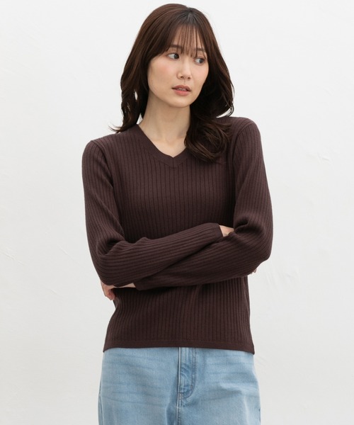 Honeys（ハニーズ）の「リブＶネックニット（ニット/セーター・レディース・ボルドー/ダークブルー/ブラウン/ブラック/杢グレー/ベージュ/ダークオレンジ/ネイビー・S/L/M/LL/3L）」の3枚目の写真