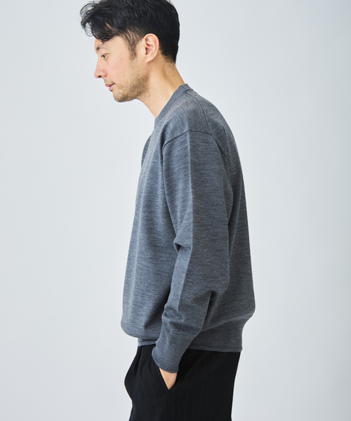 EDIFICE（エディフィス）の「《EDIFICE by PIPPIOLINO》ウール プレイティング クルーネック（ニット/セーター・メンズ・ブラック/グレー・MEDIUM/LARGE）」の6枚目の写真