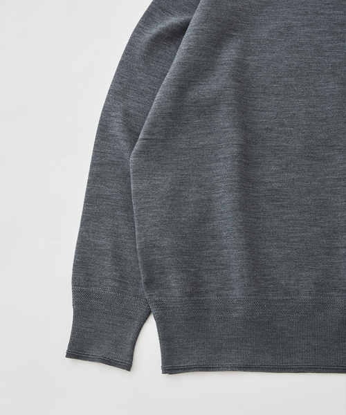 EDIFICE（エディフィス）の「《EDIFICE by PIPPIOLINO》ウール プレイティング クルーネック（ニット/セーター・メンズ・ブラック/グレー・MEDIUM/LARGE）」の19枚目の写真