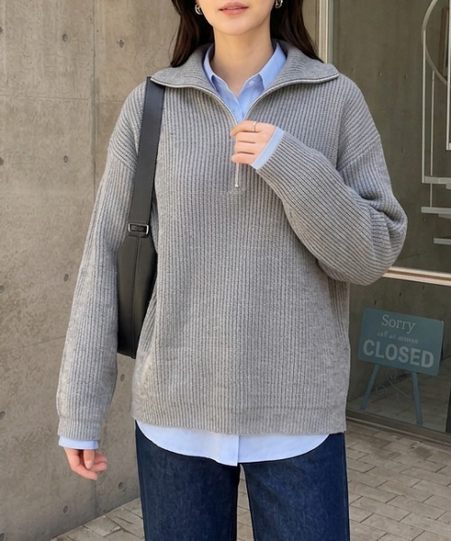 La-gemme(ラジェム)の「ハーフジップトップス/リブニット/サイドスリット(ニット/セーター・レディース・ブラウン/ブラック/アイボリー/グレー・フリー)」の1枚目の写真