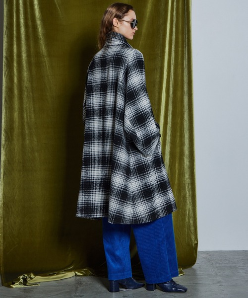 MAISON SPECIAL(メゾンスペシャル)の「【26WINTER PRE-ORDER】Cape Coat/ケープコート(その他アウター・レディース・チャコールグレー/マルチ・FREE)」の6枚目の写真