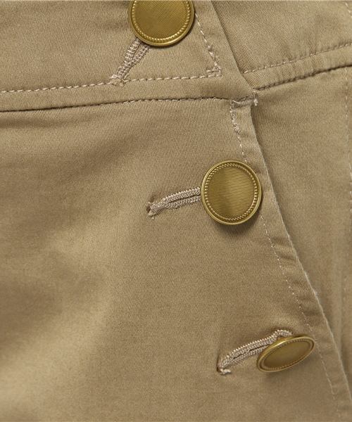 IEDIT（イディット）の「【股下丈が選べる】ミルブロウズ　ゴールドボタンがアクセントのアンクル丈ワイドマリンパンツ　（その他パンツ・レディース・ブラック/ネイビー/ベージュ/ホワイト・7/9/4/2/3/8/6/10/1/5）」の21枚目の写真