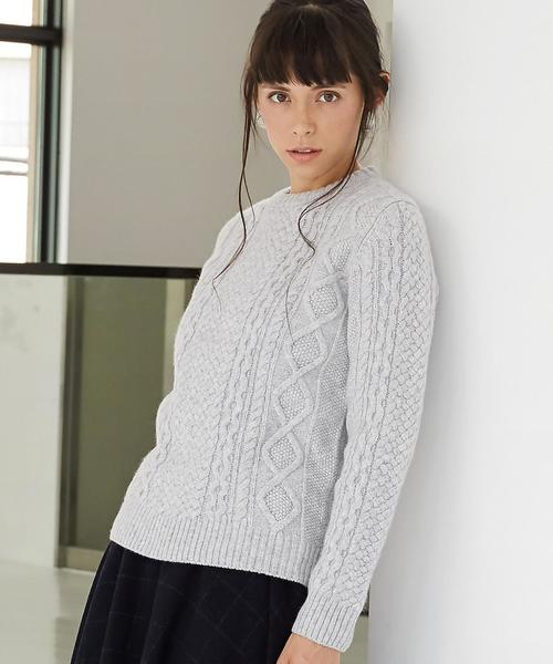 green label relaxing（グリーンレーベルリラクシング）の「CB HAMILTON ARAN C/N 5Gニット（ニット/セーター・レディース・オフホワイト/ライトグレー/ネイビー/レッド・40/38）」の3枚目の写真